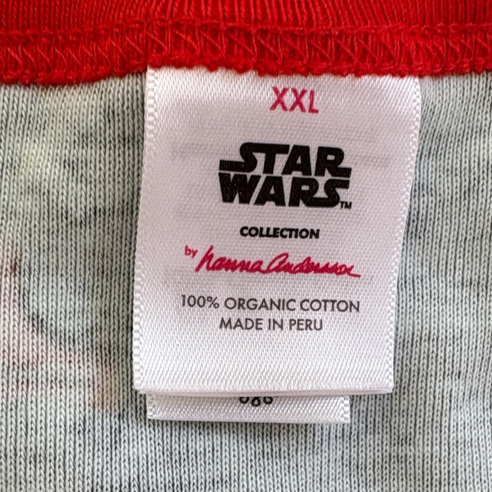 Hanna Andersson Festive Star Wars Long Sleeve PJ Top- Green and Red - Picture 2 of 16